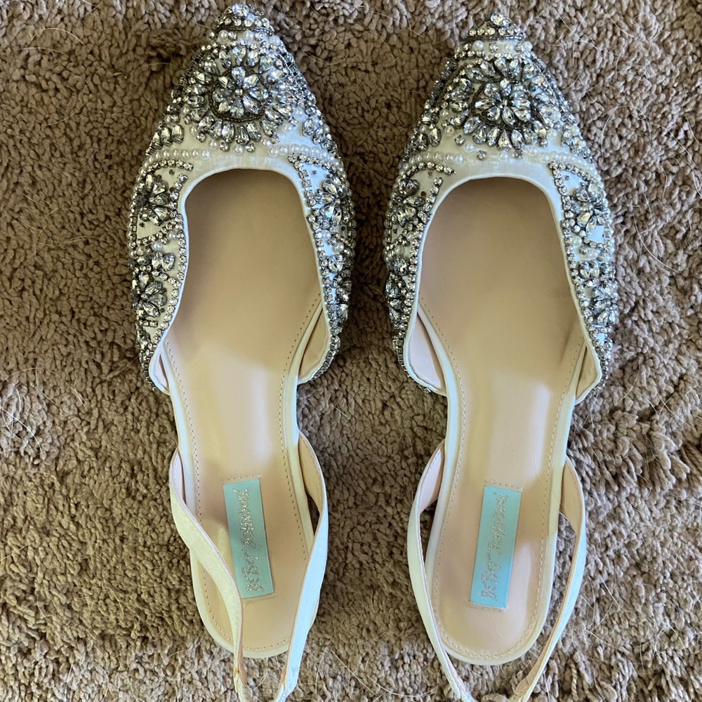 Betsey Johnson flats
